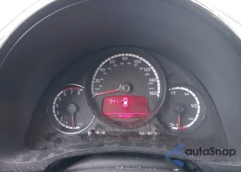 2014 Volkswagen Beetle 1.8T Entry from USA, damaged, VIN 3VWF17AT4EM658298